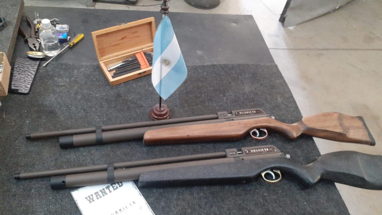 Comparativa: Modelo J1 vs Bullpup - ¿Cuál elegir?